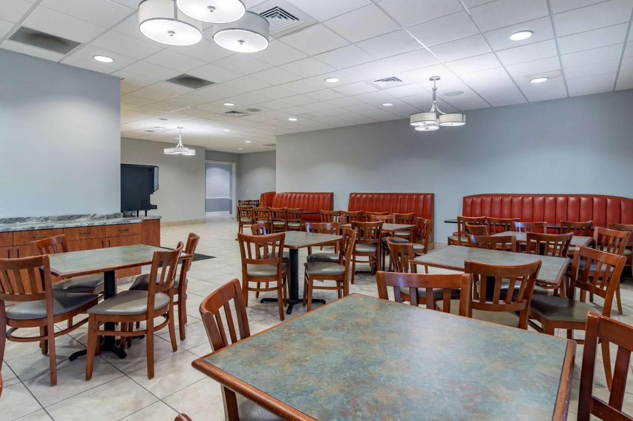 Quality Inn At Town Center Beaufort Exterior foto